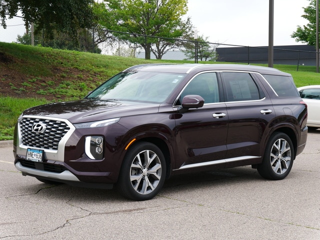 Used 2022 Hyundai Palisade Limited with VIN KM8R5DHE0NU402628 for sale in Inver Grove, MN