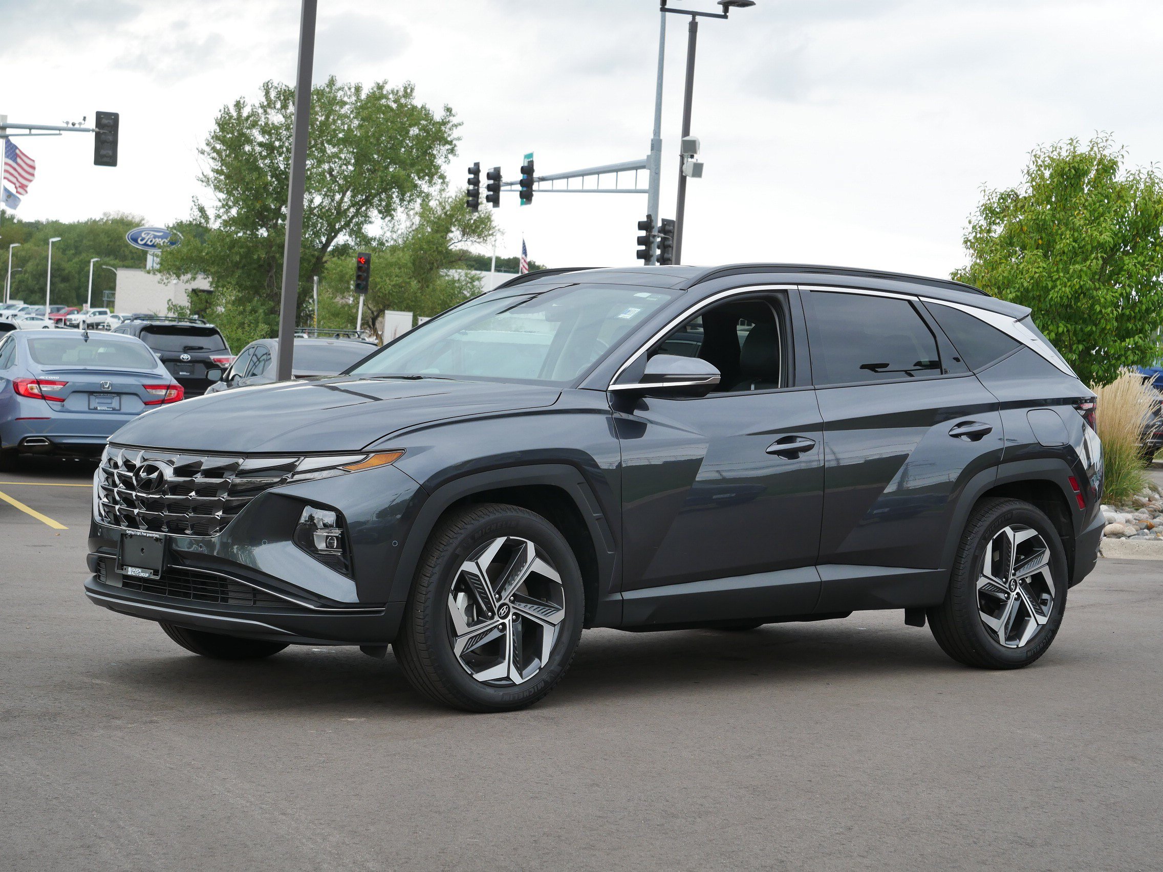 Used 2024 Hyundai Tucson Limited with VIN 5NMJECDE9RH329211 for sale in Inver Grove Heights, Minnesota