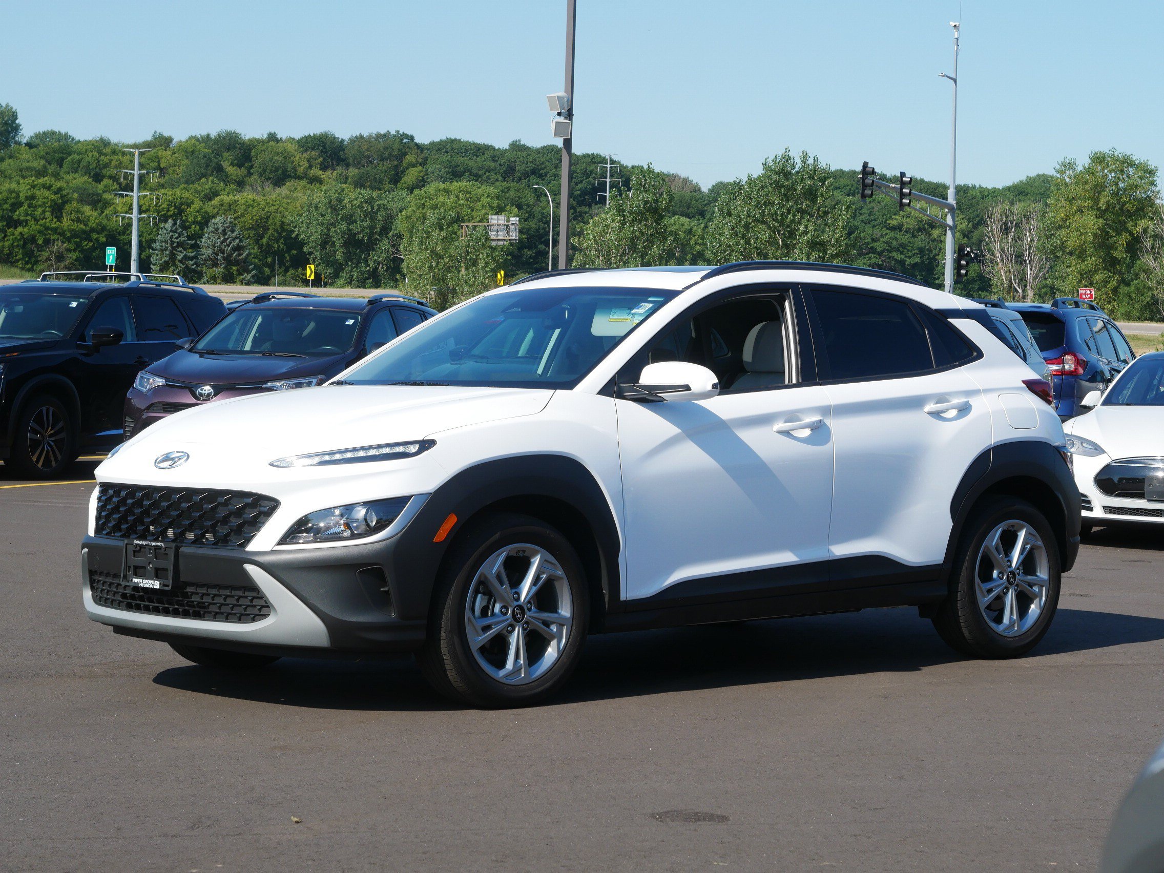 Used 2023 Hyundai Kona SEL with VIN KM8K32AB6PU063288 for sale in Inver Grove Heights, Minnesota