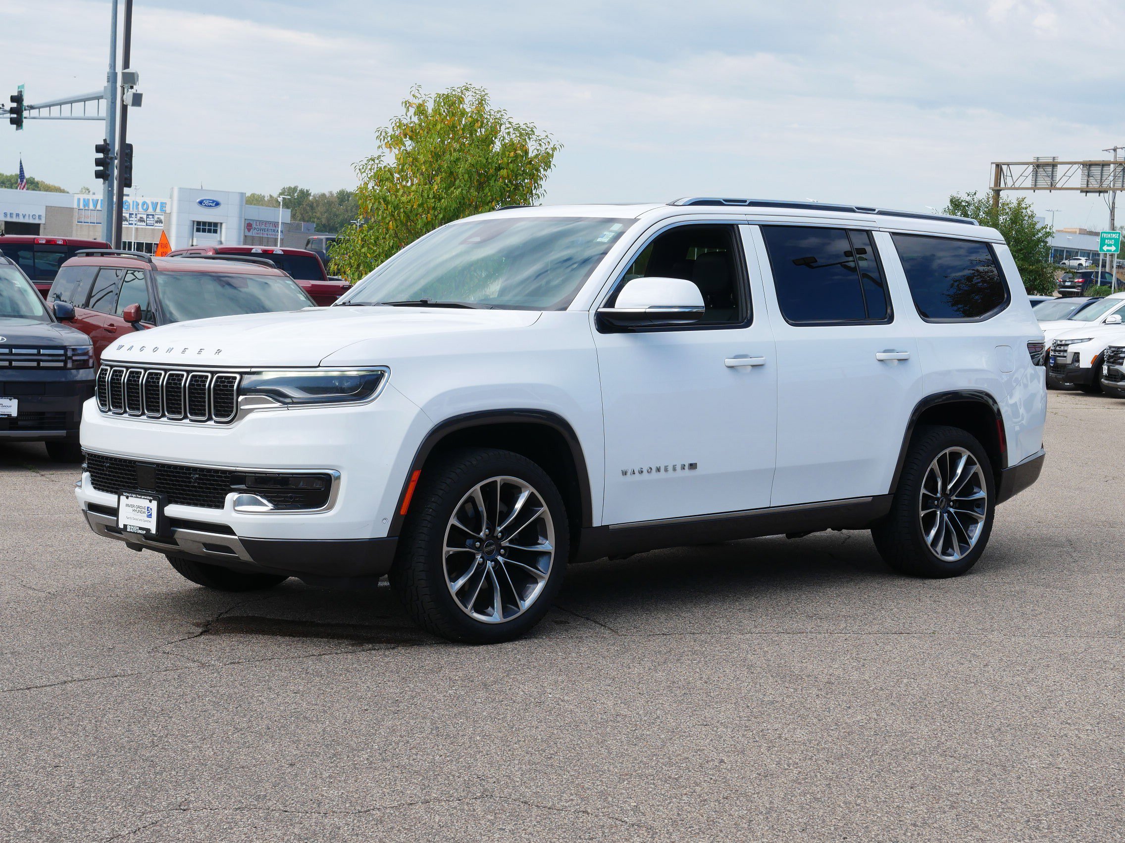 Used 2022 Jeep Wagoneer Series III with VIN 1C4SJVDT1NS103012 for sale in Inver Grove Heights, Minnesota