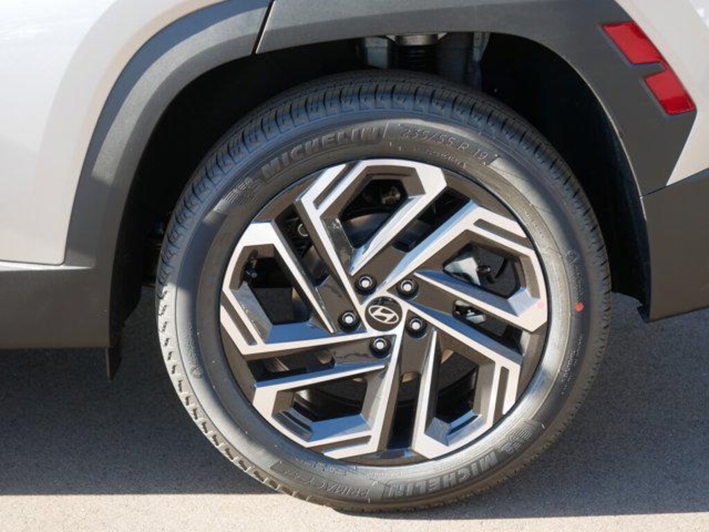 New 2026 Hyundai Tucson Limited AWD SUV