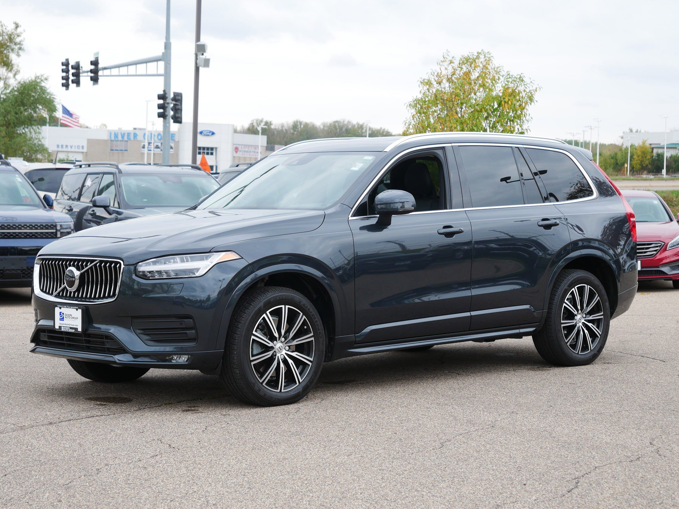 Used 2021 Volvo XC90 Momentum with VIN YV4102PK7M1761256 for sale in Inver Grove Heights, Minnesota