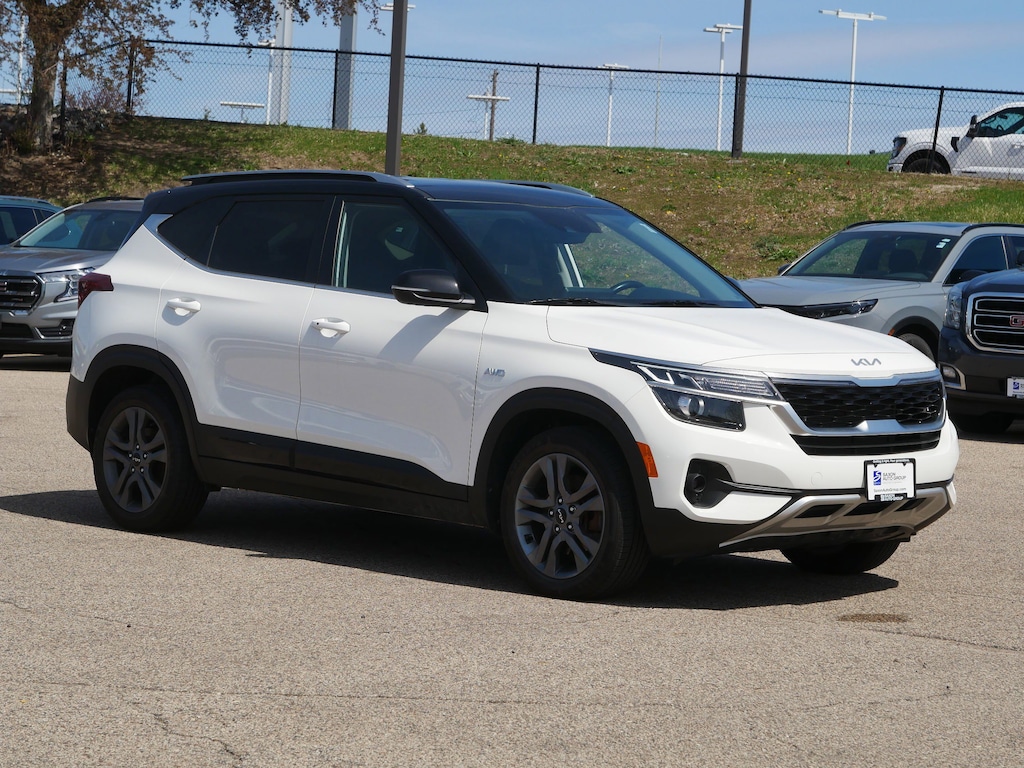 Used 2023 Kia Seltos S SUV