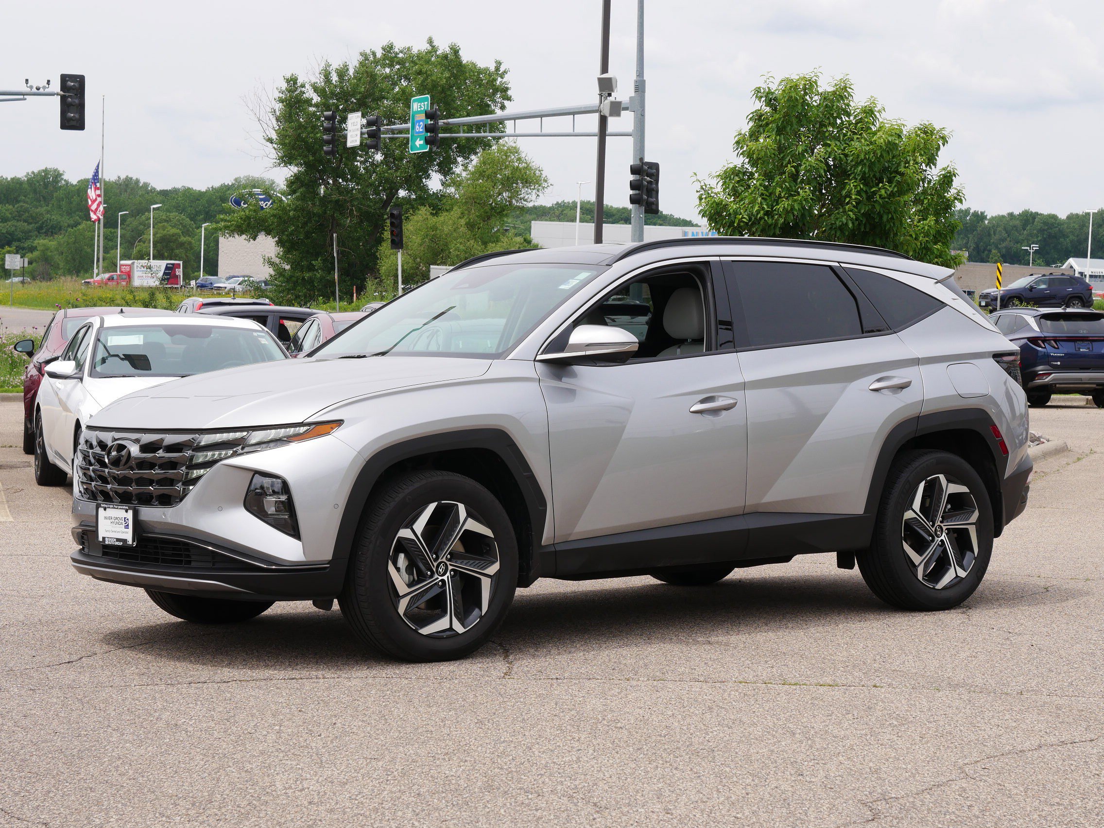 Used 2024 Hyundai Tucson Limited with VIN KM8JECD11RU203295 for sale in Inver Grove, Minnesota