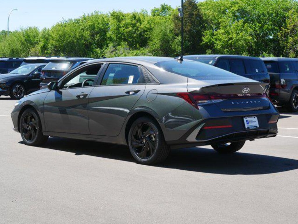 New 2026 Hyundai Elantra SEL Sport Sedan