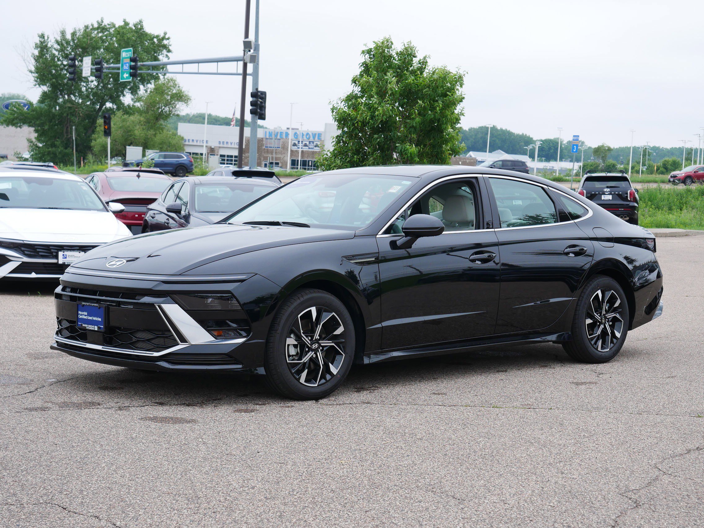 Used 2024 Hyundai Sonata SEL with VIN KMHL64JA9RA385488 for sale in Inver Grove, Minnesota