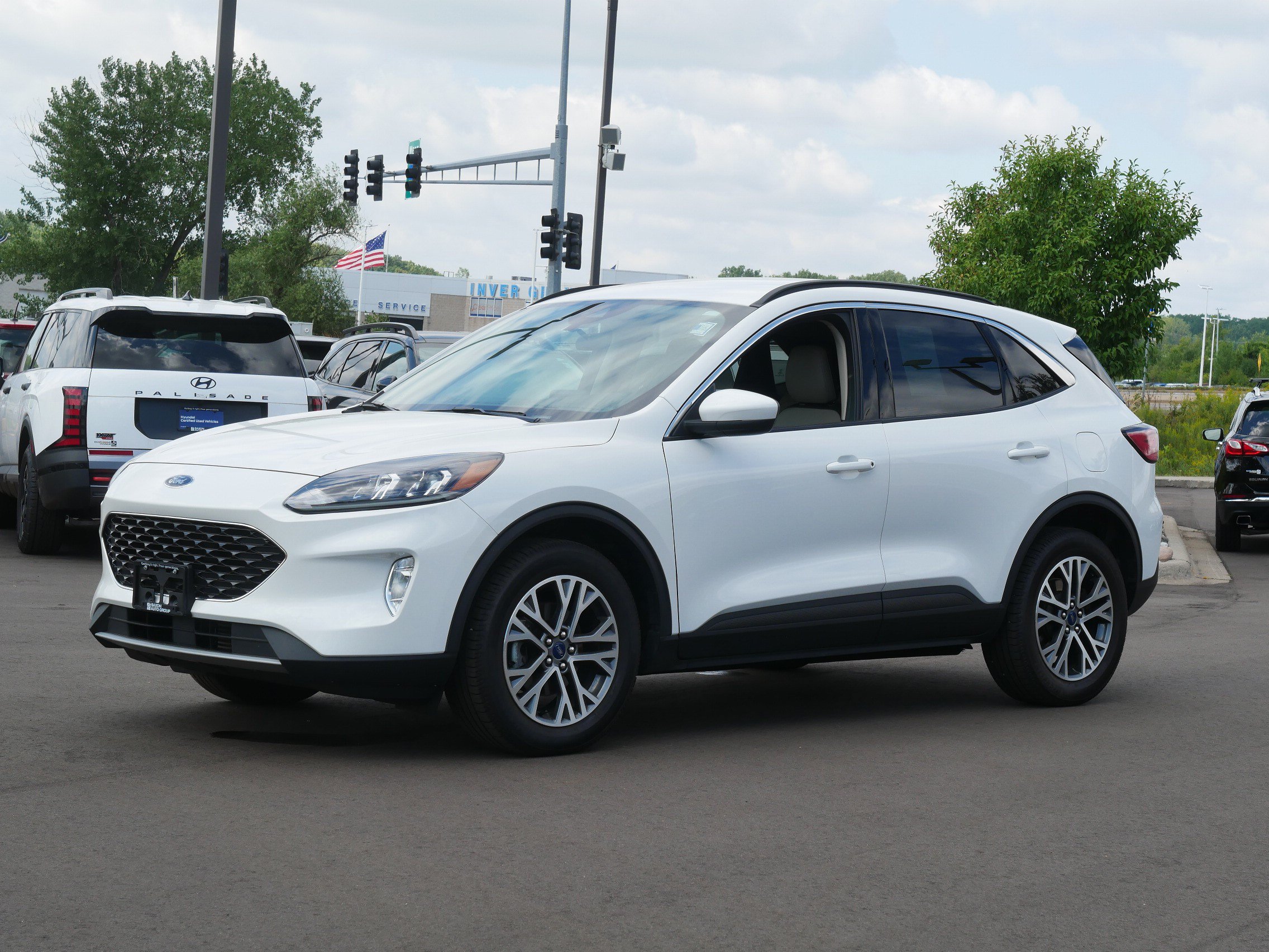 Used 2020 Ford Escape SEL with VIN 1FMCU9H67LUA77990 for sale in Inver Grove Heights, Minnesota