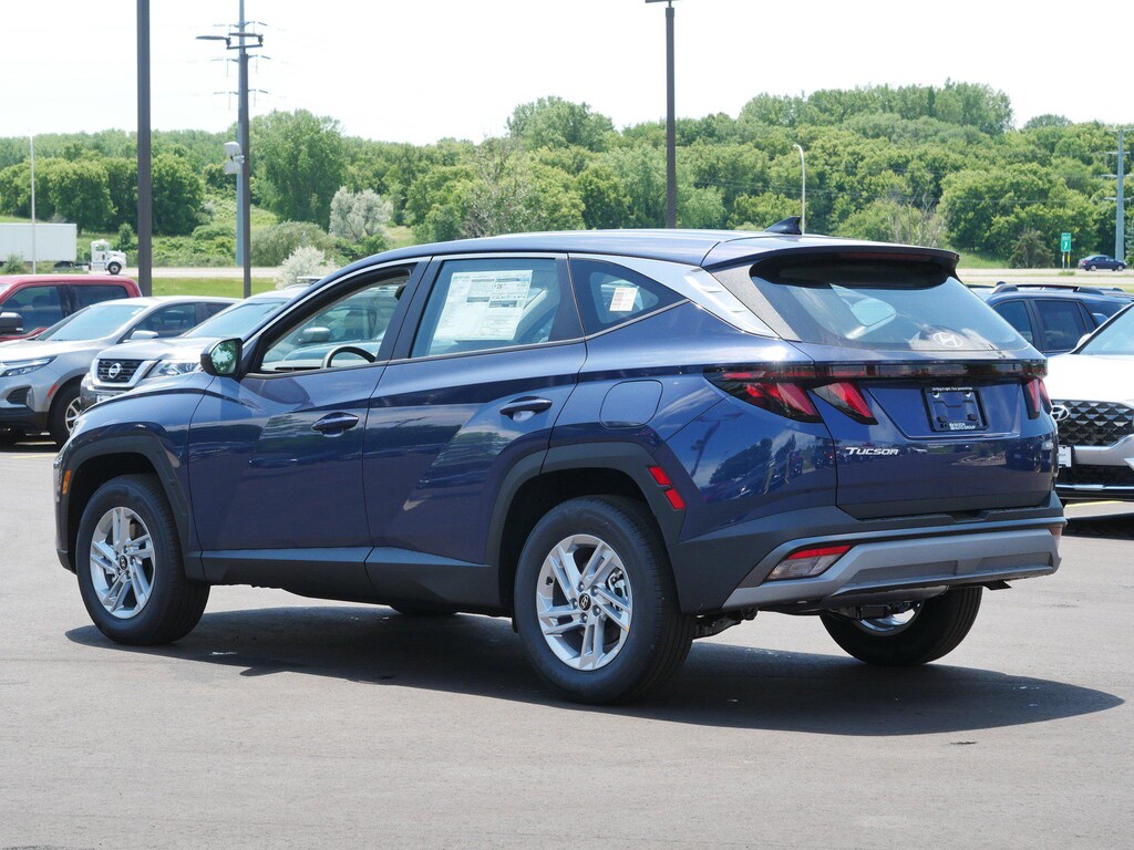 New 2026 Hyundai Tucson SE AWD SUV