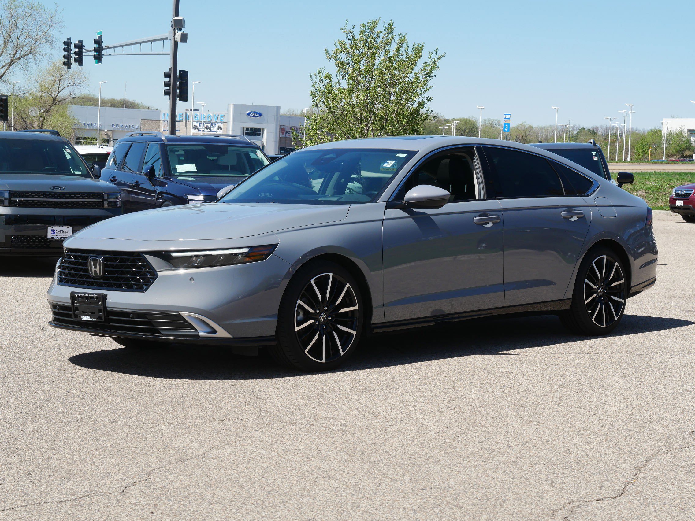 Used 2023 Honda Accord Hybrid Touring with VIN 1HGCY2F81PA059448 for sale in Inver Grove Heights, Minnesota