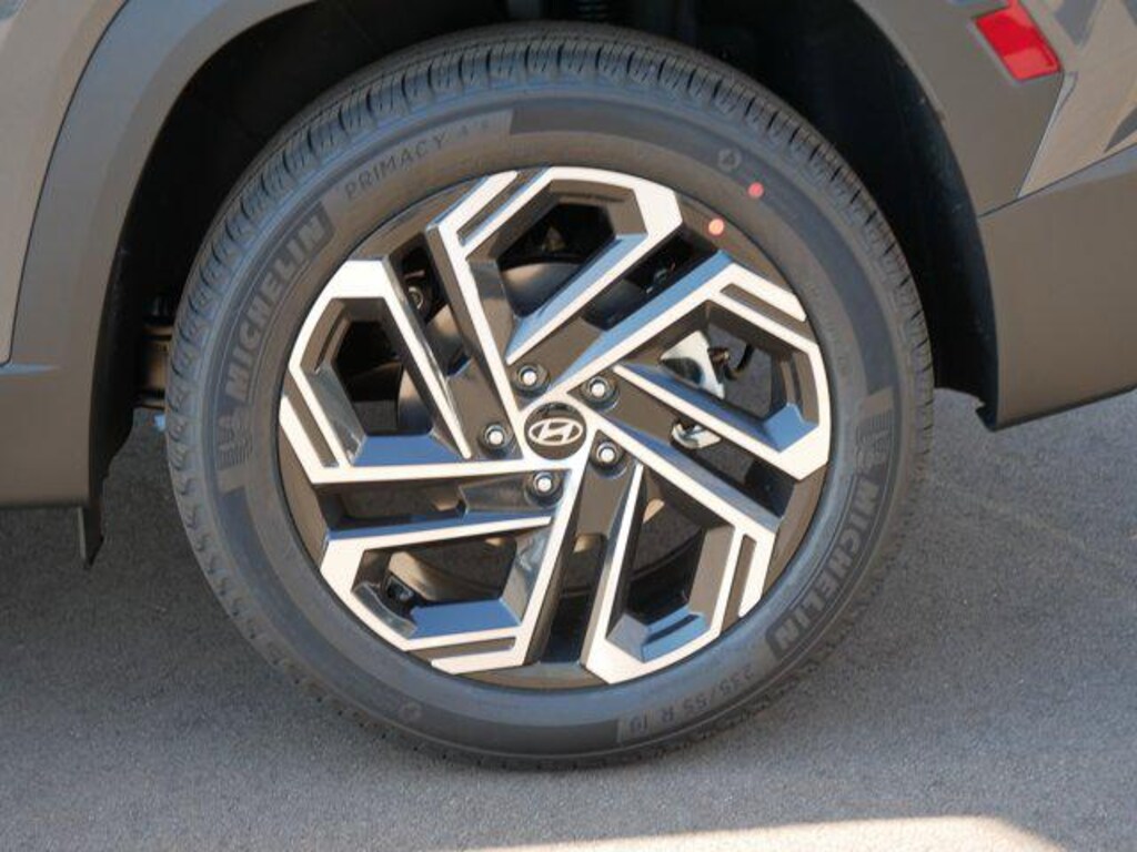 New 2026 Hyundai Tucson Limited AWD SUV