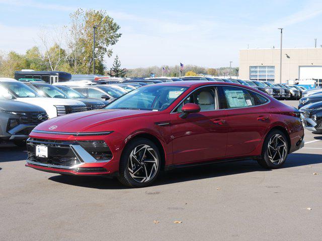 2026 Hyundai Sonata SEL Sport photo 2