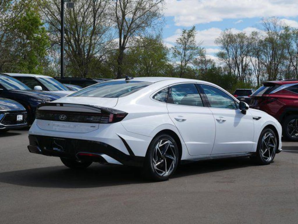 New 2026 Hyundai Sonata SEL Sport Sedan