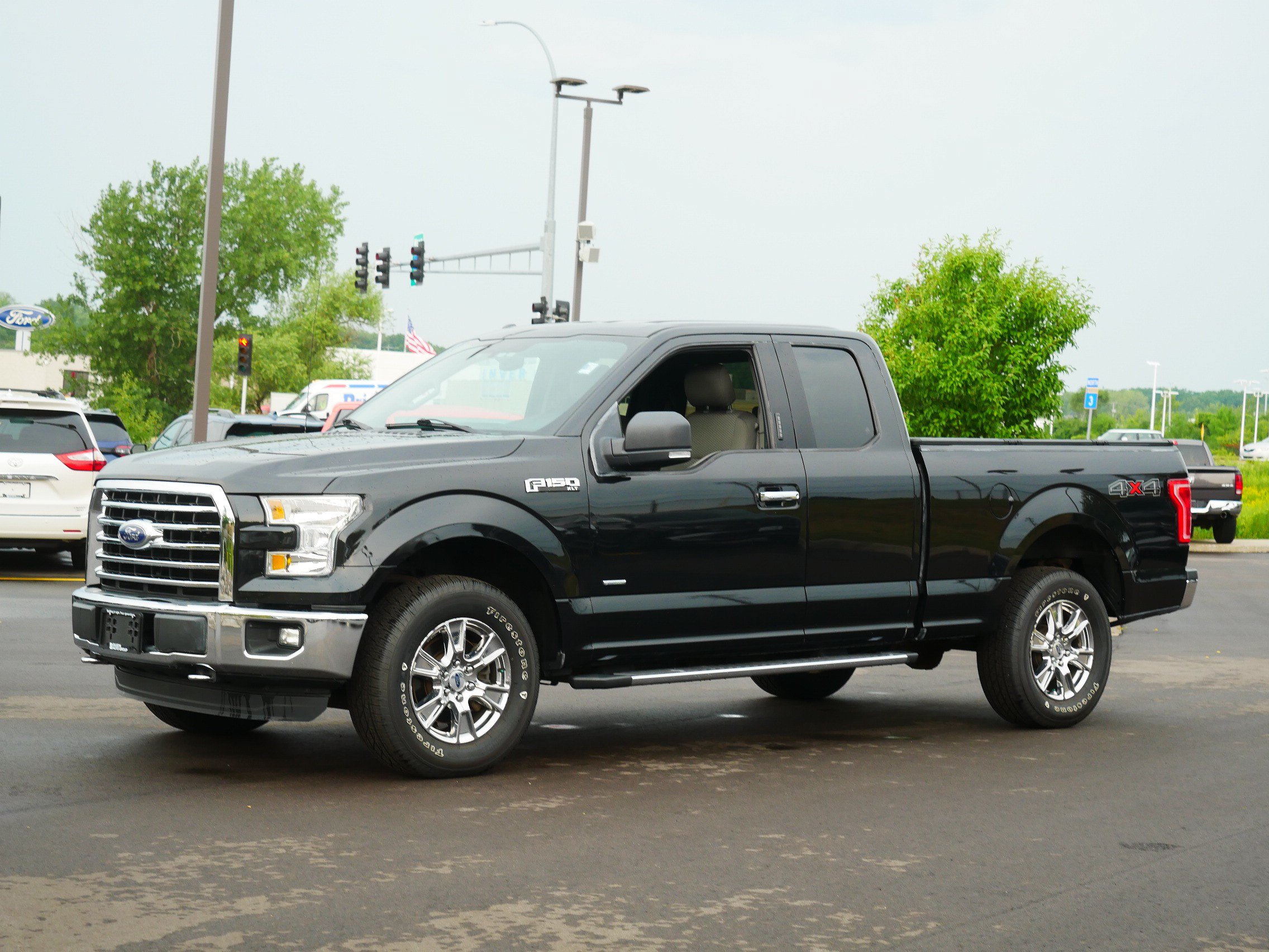 Used 2015 Ford F-150 XLT with VIN 1FTFX1EG4FFB83152 for sale in Inver Grove Heights, Minnesota