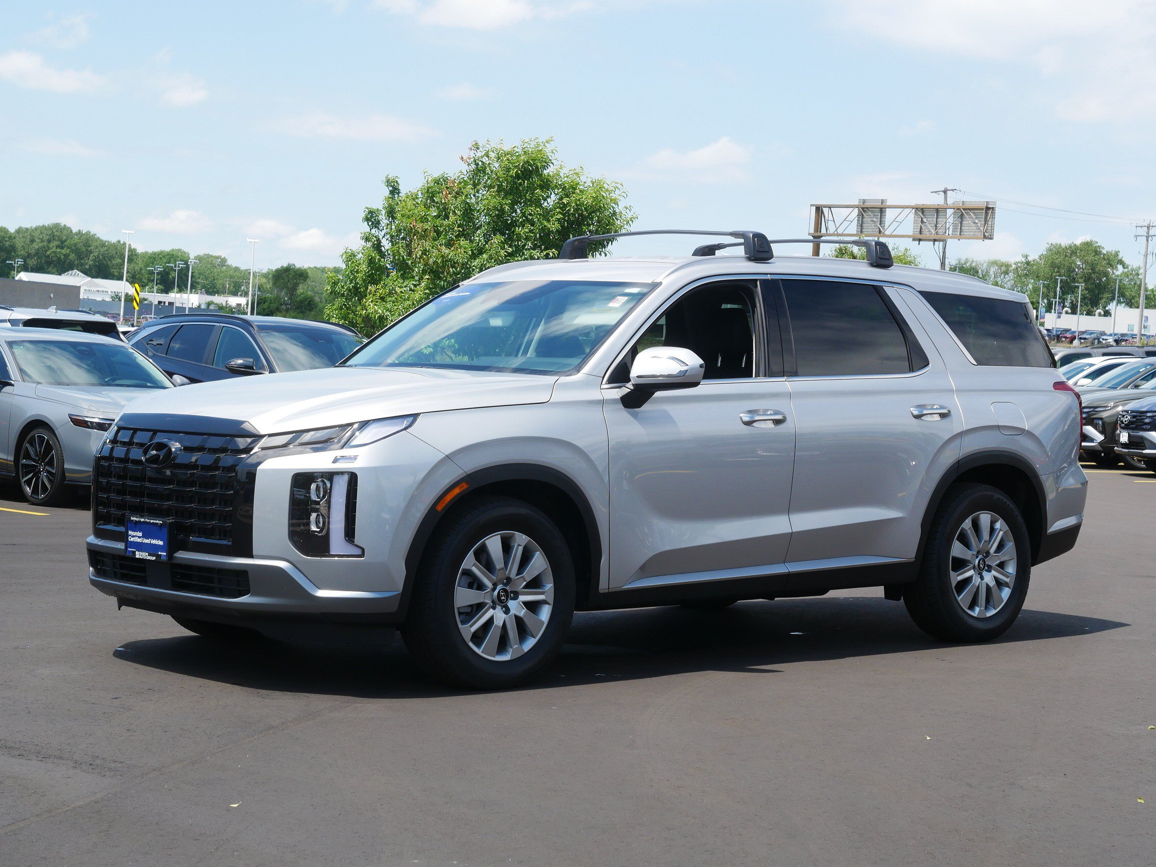 Certified 2025 Hyundai Palisade SEL with VIN KM8R2DGE3SU933165 for sale in Inver Grove Heights, Minnesota