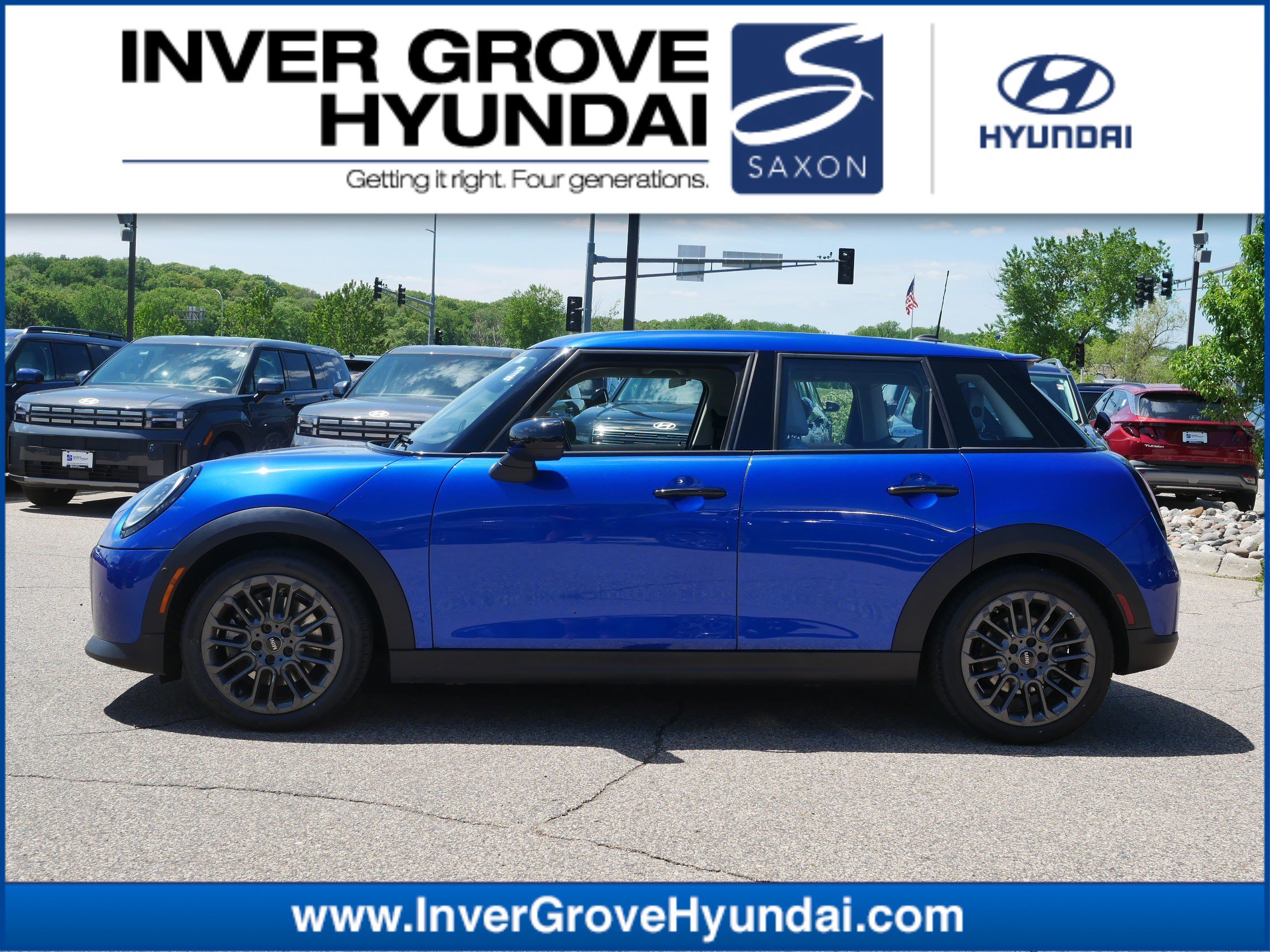 2025 MINI Hardtop Cooper S's photo