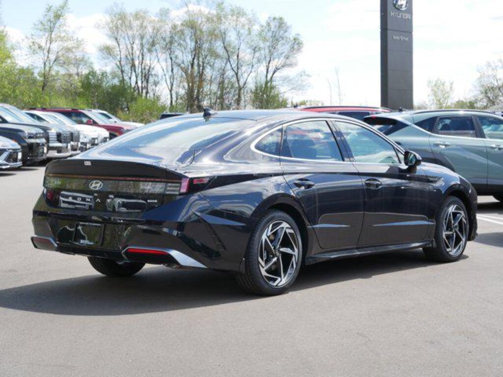 New 2026 Hyundai Sonata SEL Sport Sedan