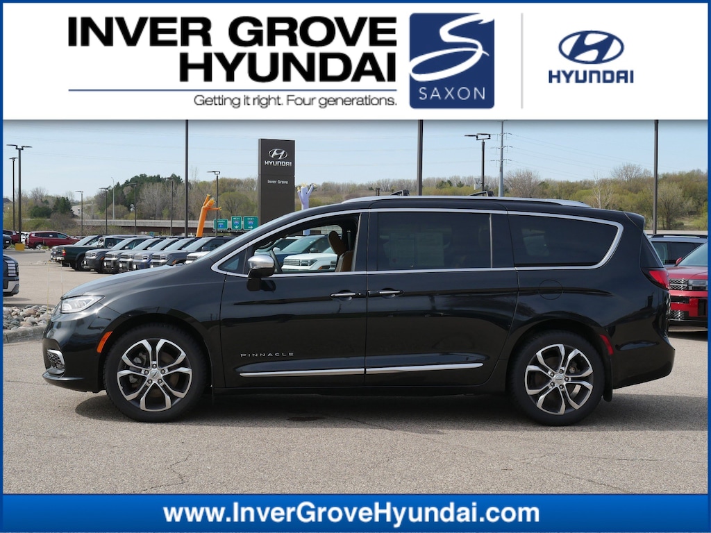 Used 2022 Chrysler Pacifica Pinnacle Minivan/Van