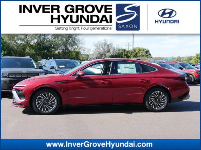 2025 Hyundai Sonata Hybrid SEL's photo