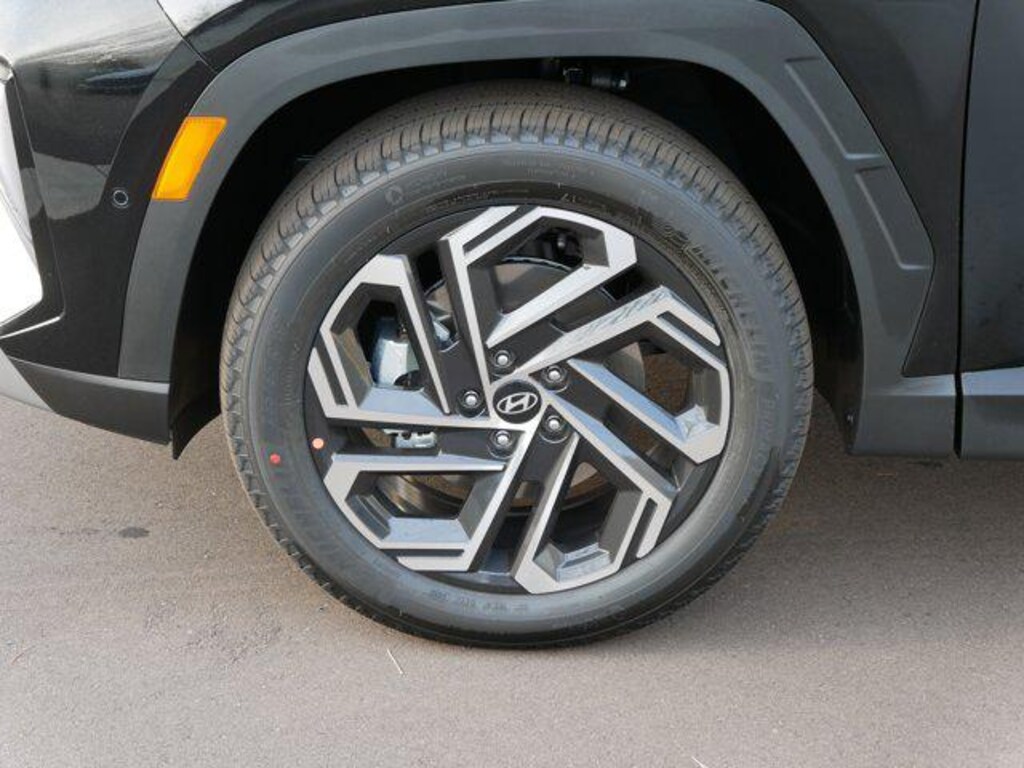 New 2026 Hyundai Tucson Limited AWD SUV