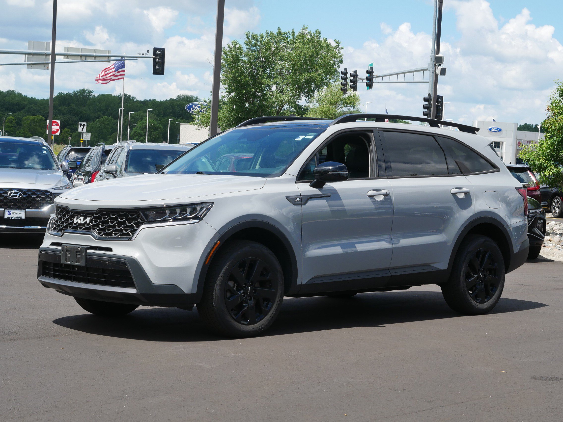 Used 2023 Kia Sorento X-Line S with VIN 5XYRLDLC7PG164488 for sale in Inver Grove Heights, Minnesota