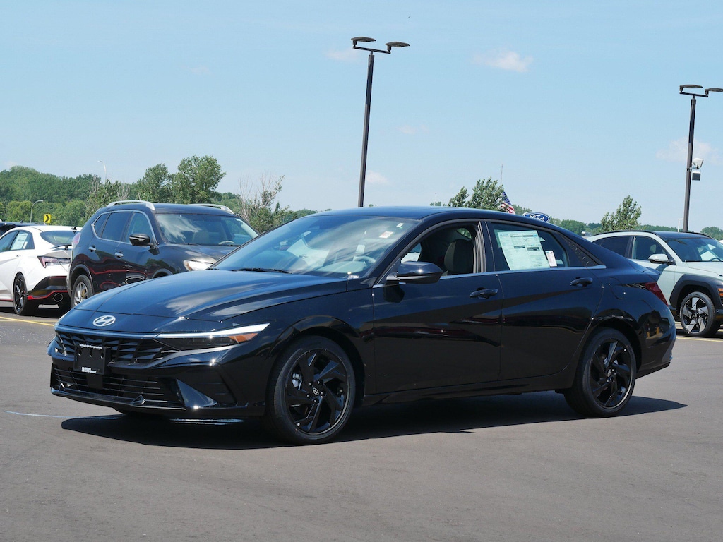 New 2026 Hyundai Elantra SEL Sport Sedan