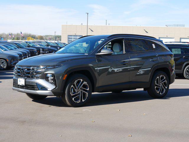2026 Hyundai Tucson Hybrid Limited photo 2