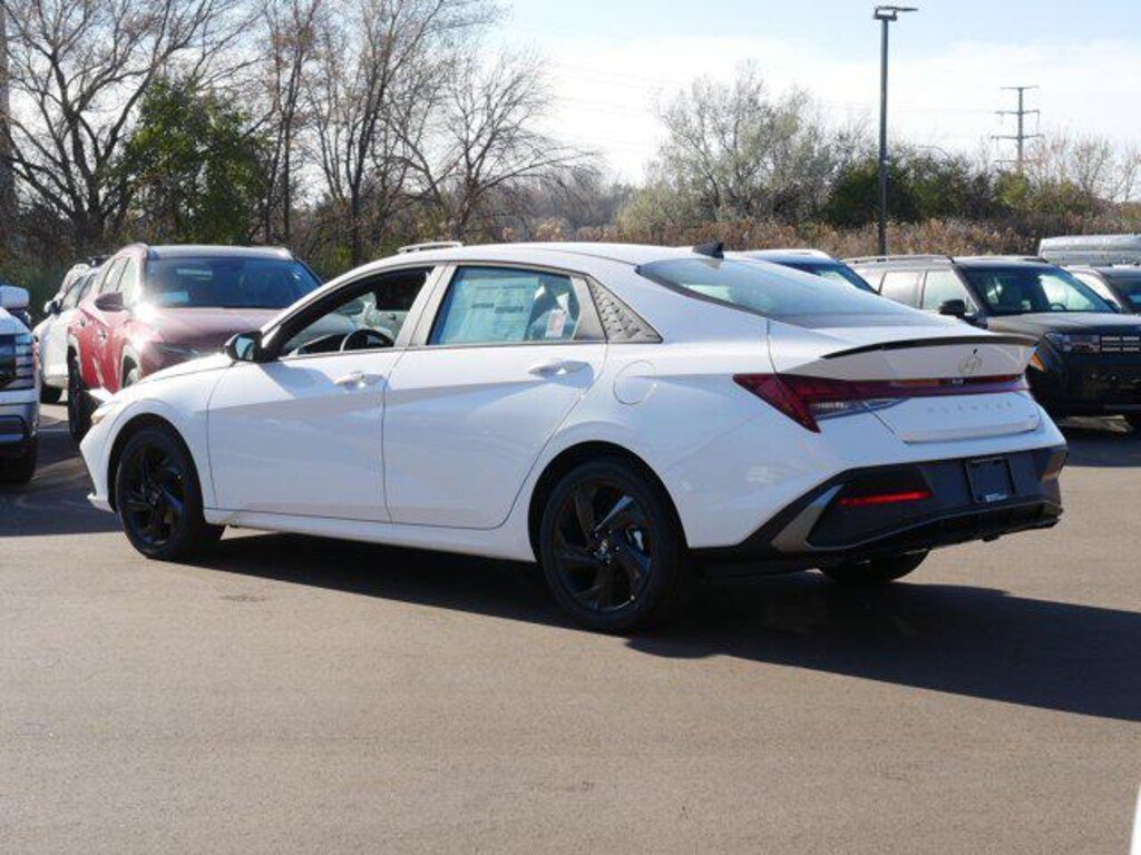 New 2026 Hyundai Elantra Hybrid SEL Sport Sedan