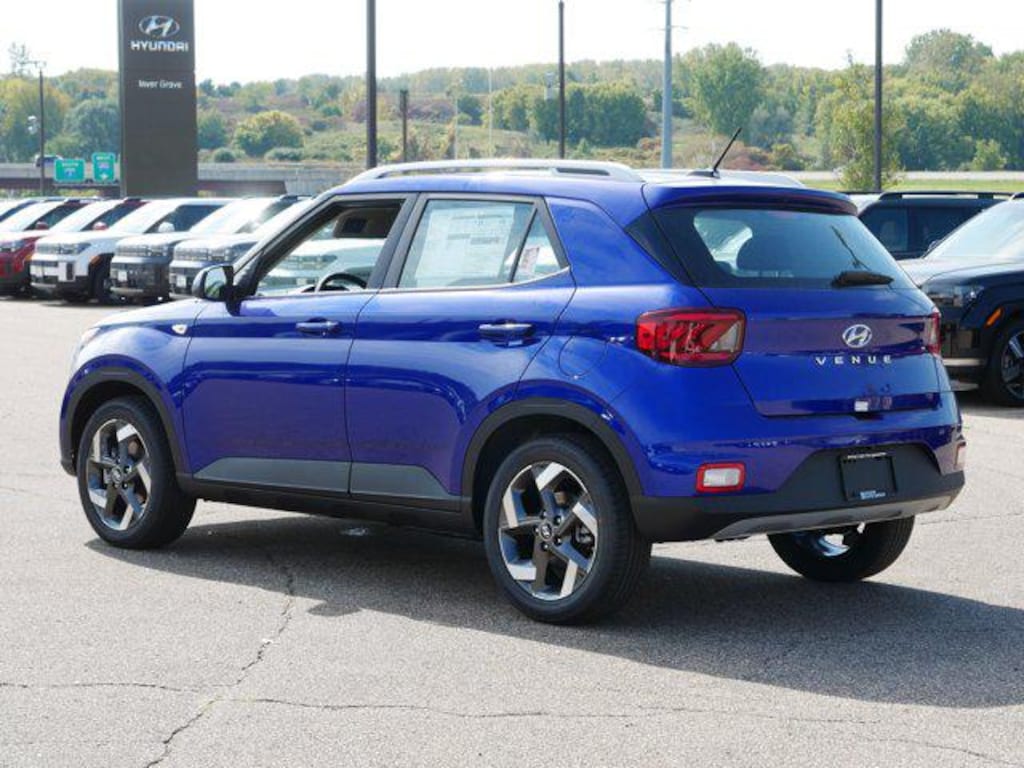 New 2026 Hyundai Venue SEL SUV