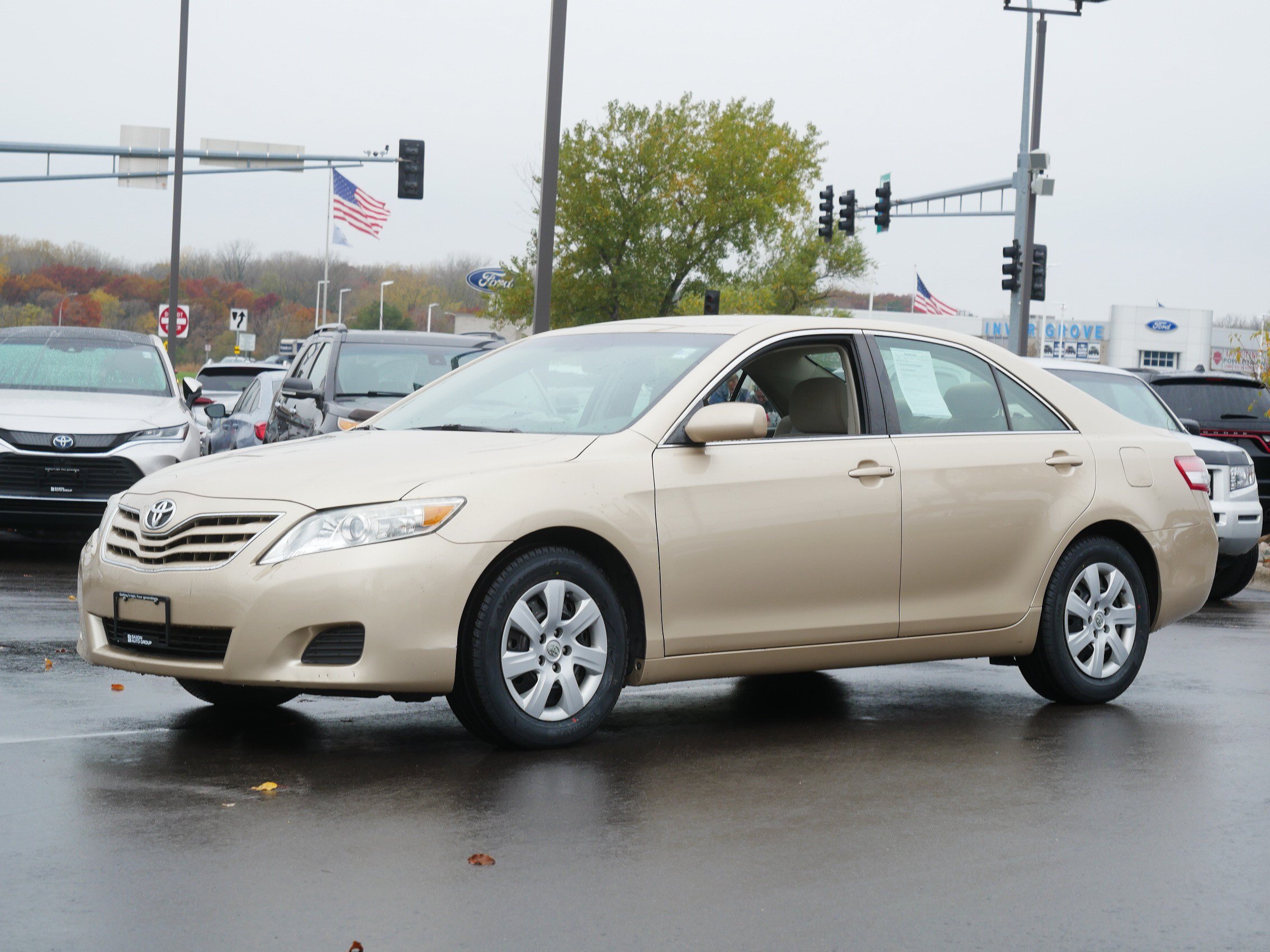 Used 2010 Toyota Camry LE with VIN 4T4BF3EK8AR008913 for sale in Inver Grove Heights, Minnesota
