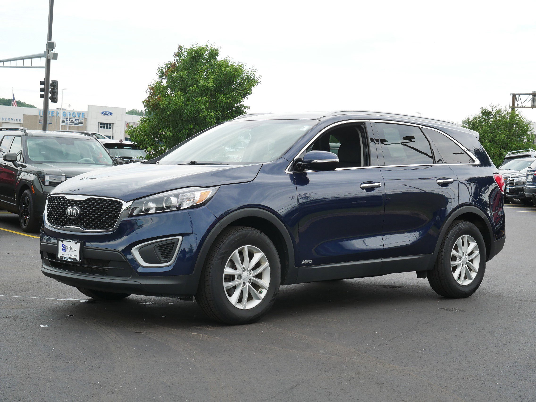 Used 2018 Kia Sorento LX with VIN 5XYPGDA36JG387563 for sale in Inver Grove Heights, Minnesota