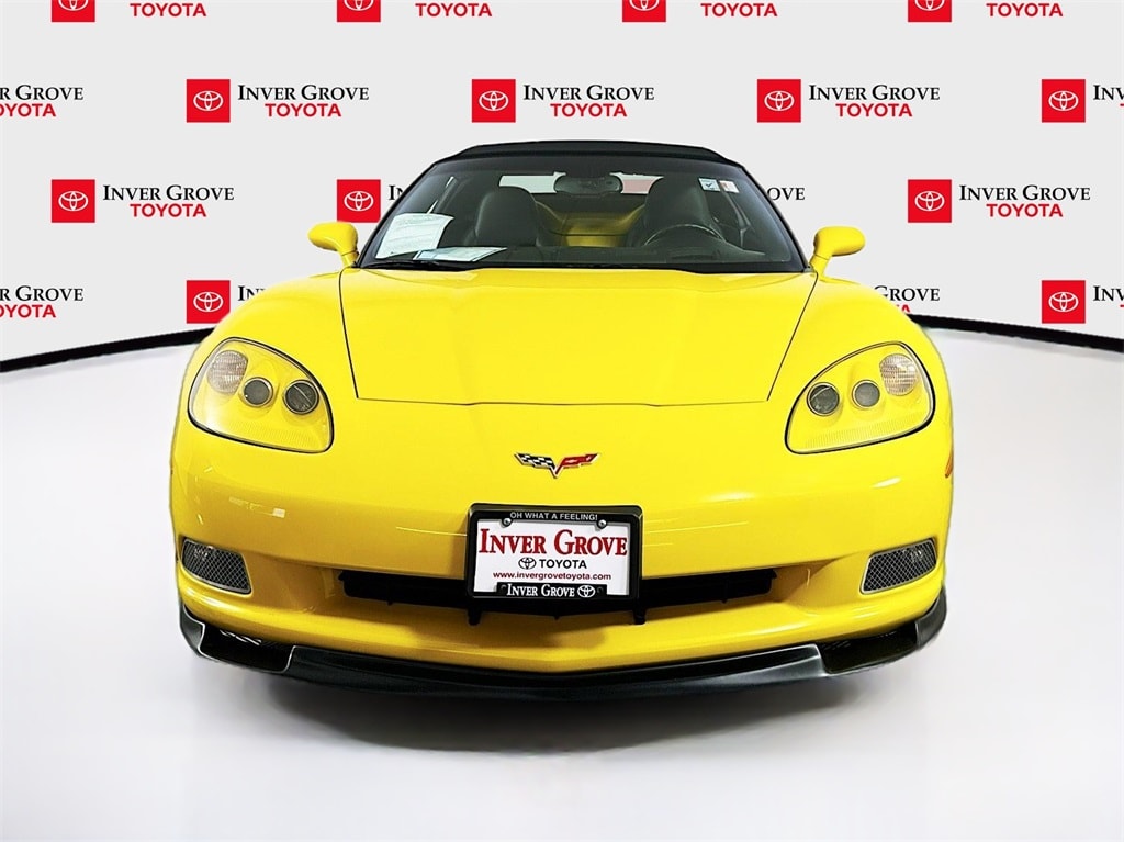 Used 2010 Chevrolet Corvette Base with VIN 1G1YG3DW6A5110210 for sale in Inver Grove Heights, MN