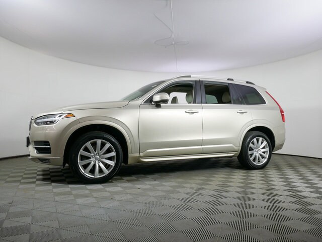 Used 2016 Volvo XC90 Momentum with VIN YV4A22PK3G1073852 for sale in Inver Grove Heights, Minnesota