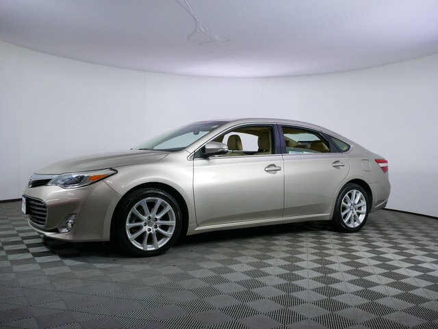 Used 2013 Toyota Avalon Limited with VIN 4T1BK1EBXDU055133 for sale in Inver Grove Heights, Minnesota