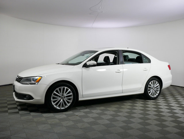 Used 2014 Volkswagen Jetta SEL with VIN 3VWL17AJ1EM376332 for sale in Inver Grove Heights, Minnesota