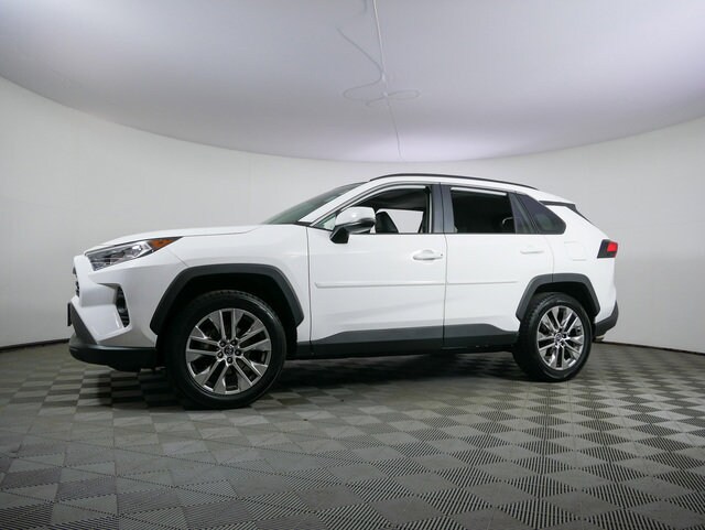 Used 2020 Toyota RAV4 XLE Premium with VIN 2T3A1RFVXLW121448 for sale in Inver Grove Heights, Minnesota