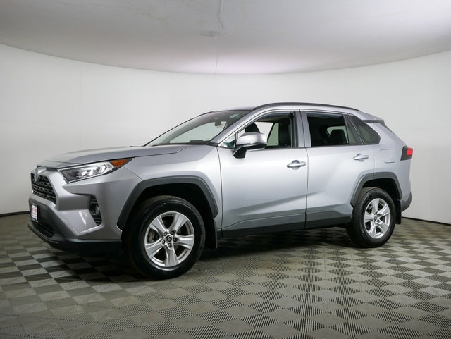 Used 2021 Toyota RAV4 XLE with VIN 2T3P1RFV6MC198590 for sale in Inver Grove Heights, Minnesota