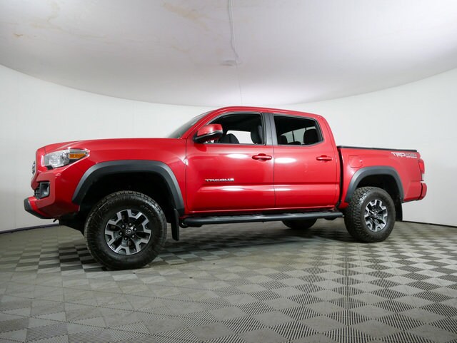 Certified 2017 Toyota Tacoma TRD Off Road with VIN 3TMCZ5AN4HM075710 for sale in Inver Grove Heights, Minnesota
