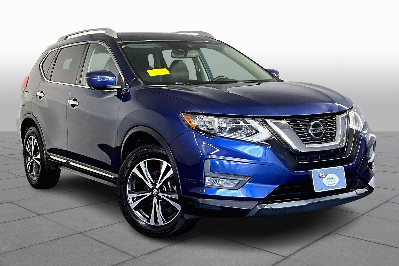 2018 Nissan Rogue SL photo 2