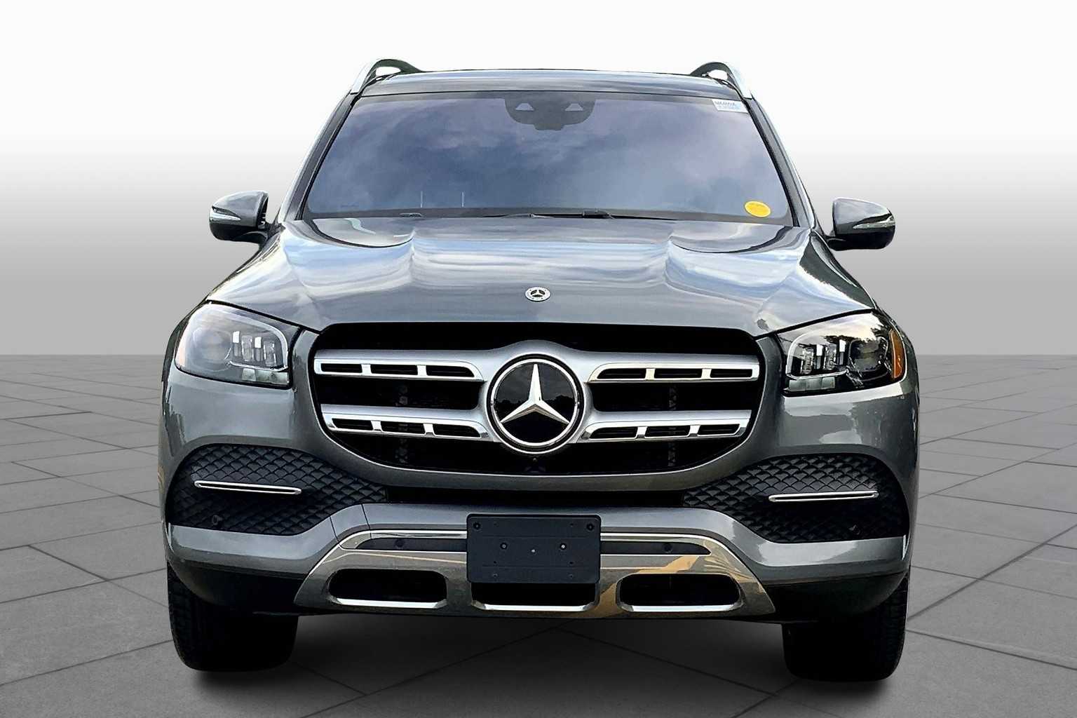 2022 Mercedes Benz GLS 450 4MATIC photo 3