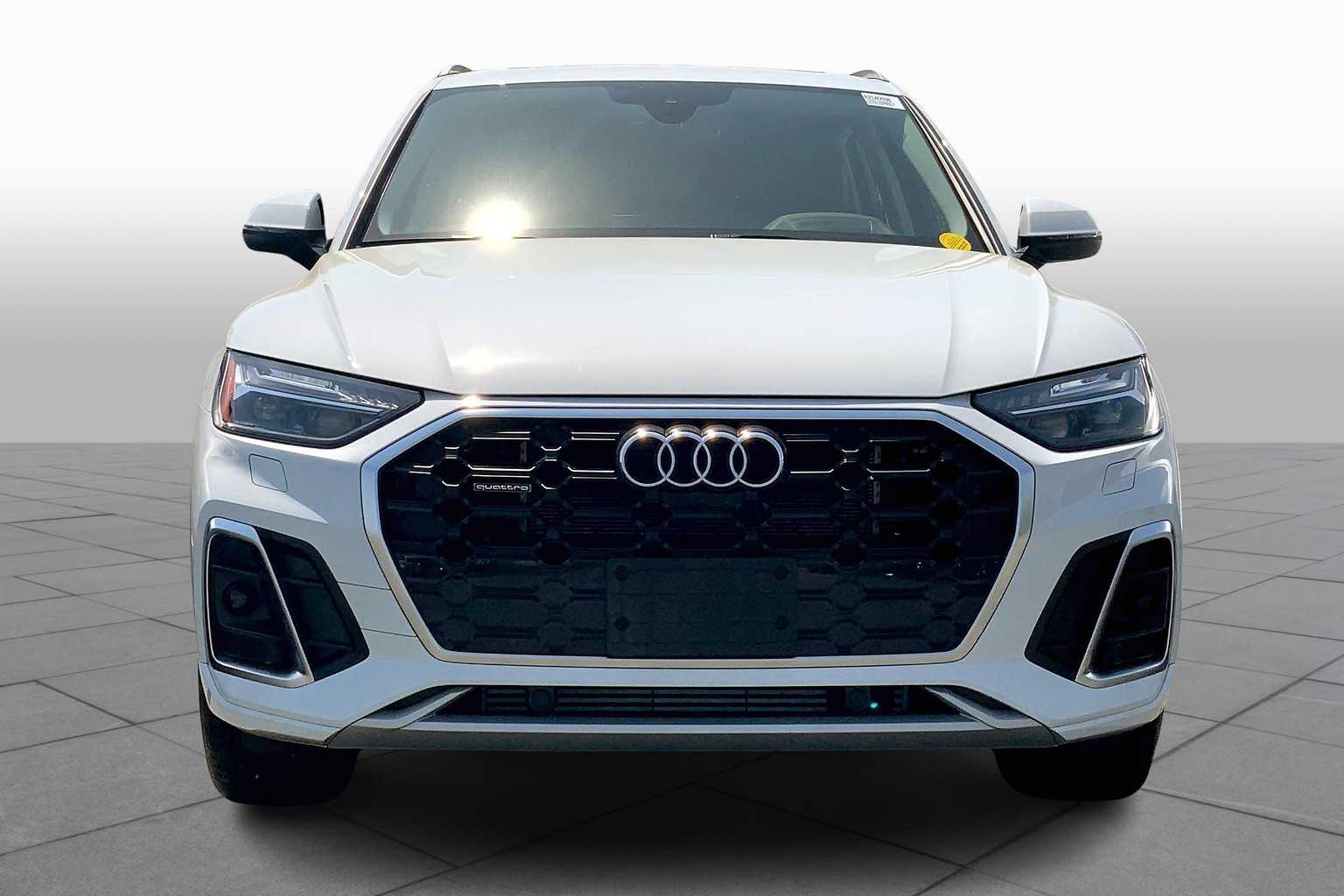 2024 Audi Q5 S line Premium Prestige photo 3