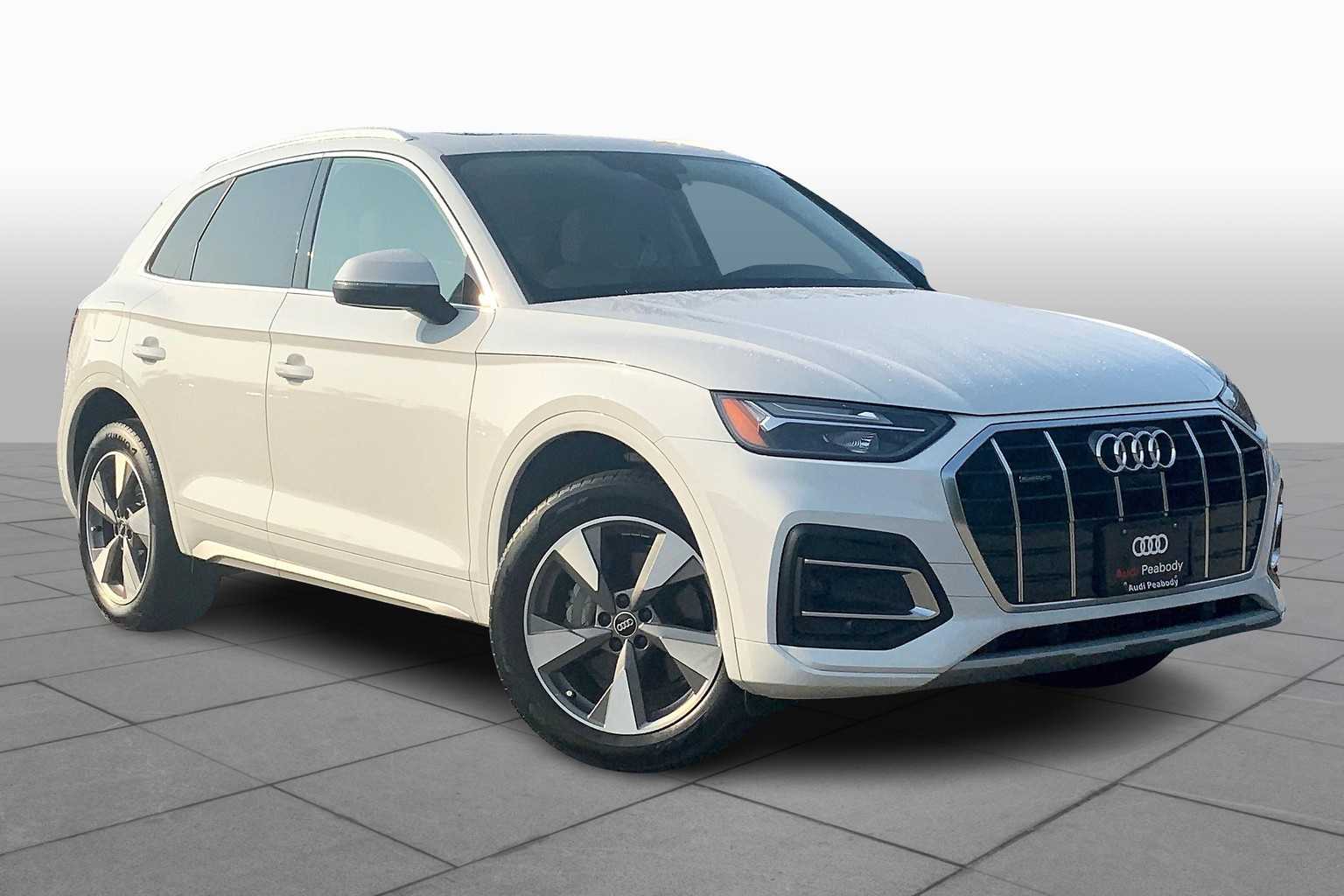 2022 Audi Q5 Premium Plus photo 2