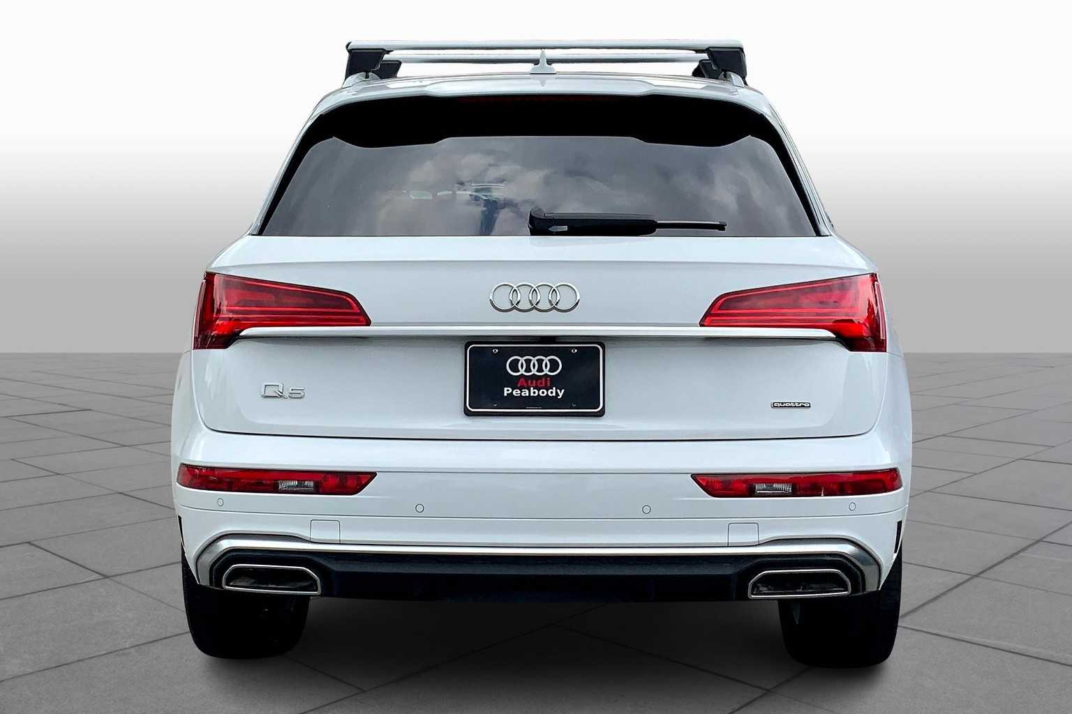 2023 Audi Q5 S line Premium Plus photo 3