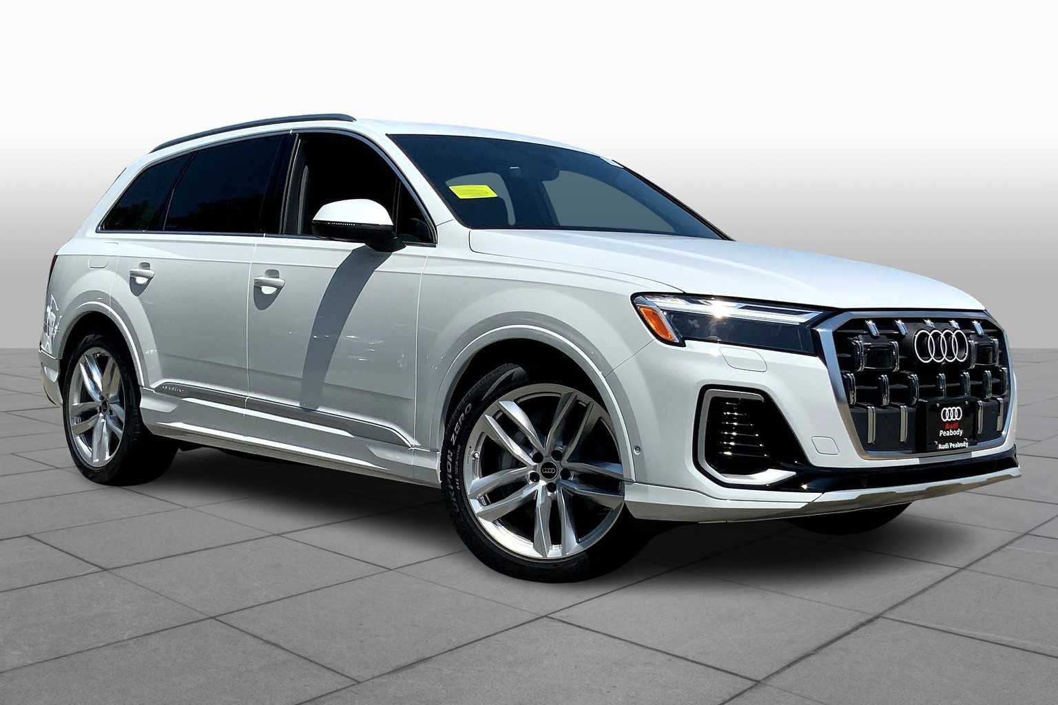2025 Audi Q7 55 Premium Plus
