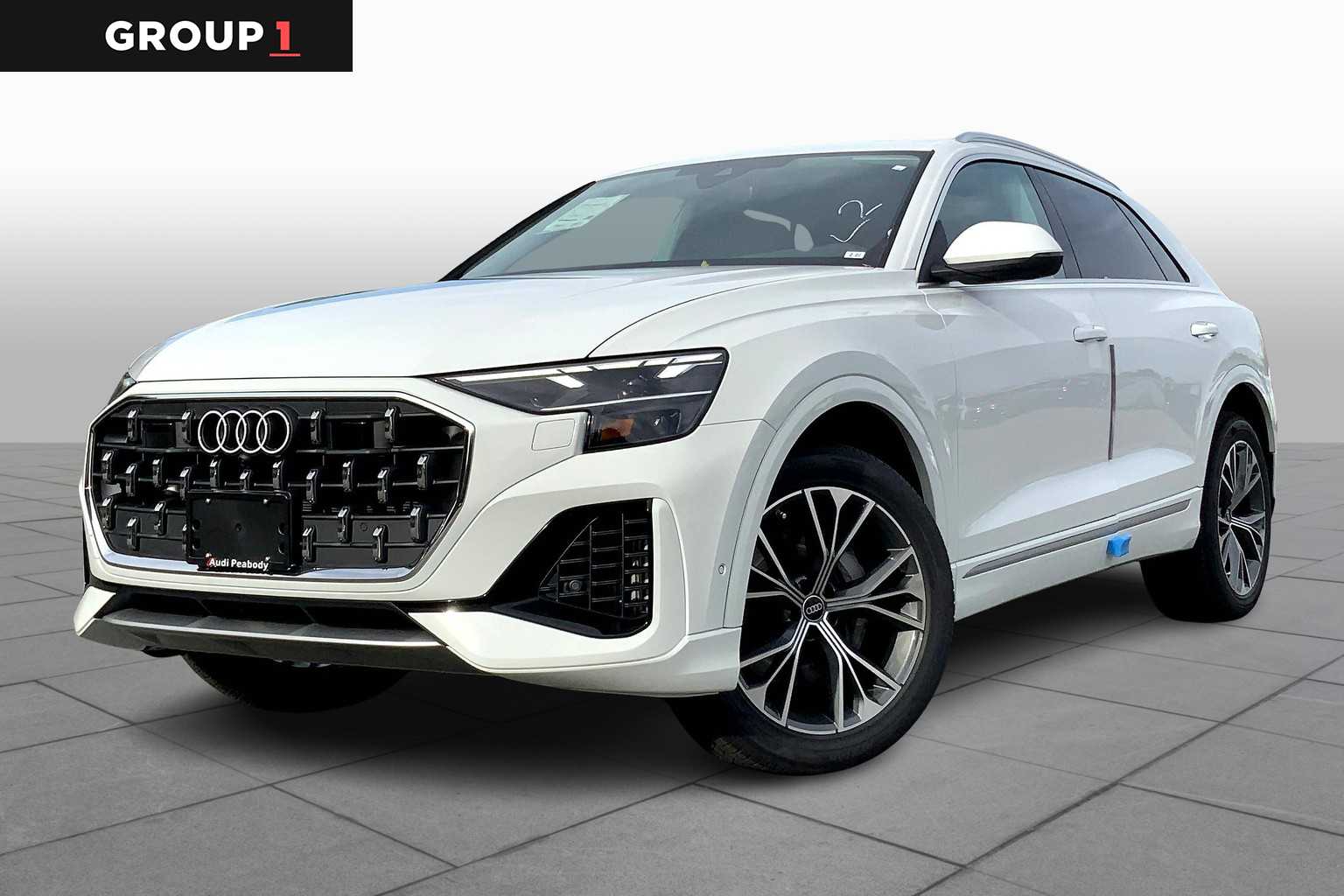 2025 Audi Q8 Premium's photo