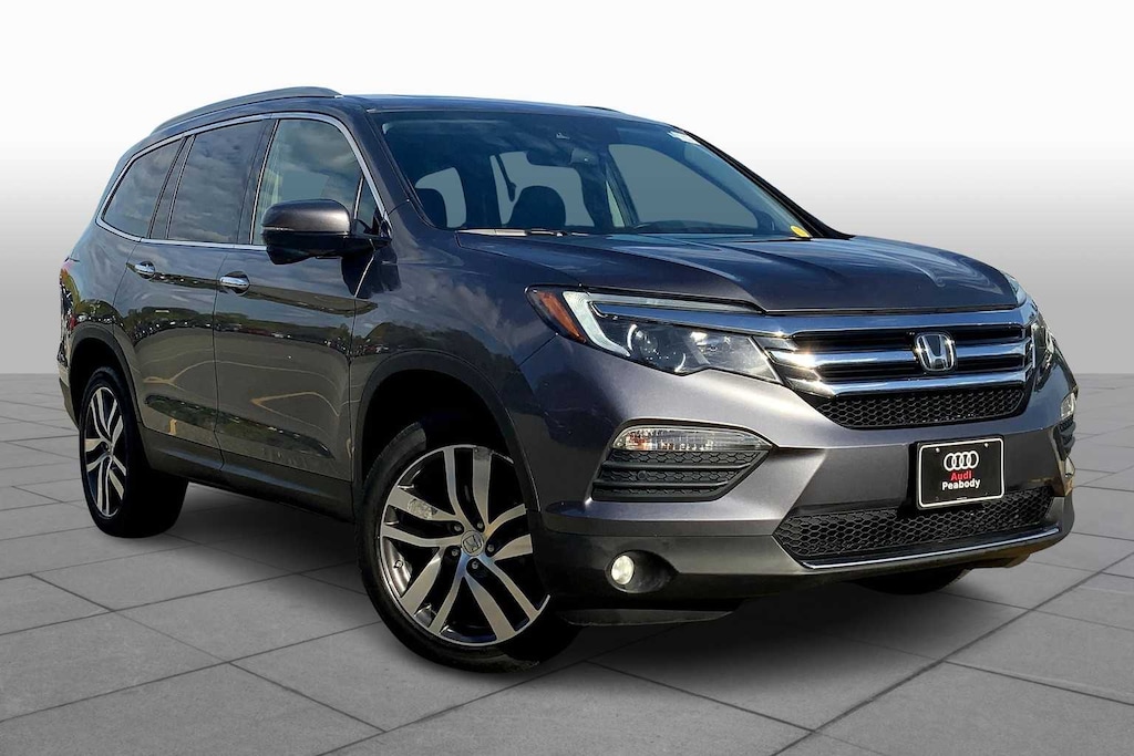 Used 2017 Honda Pilot Touring SUV