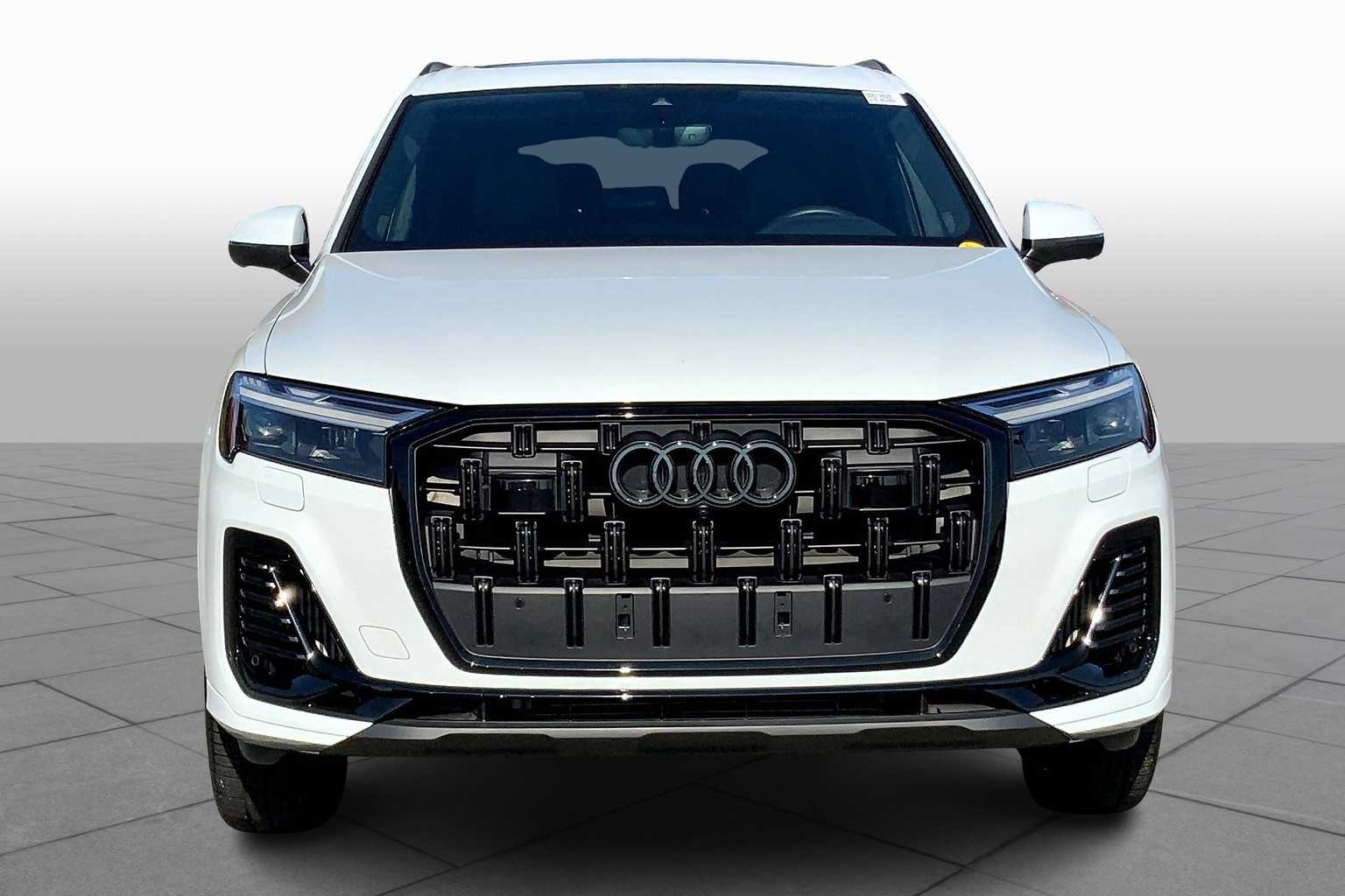 2025 Audi Q7 Premium Plus photo 3