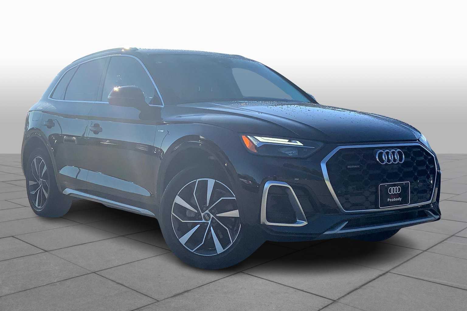 2023 Audi Q5 S line Premium Plus photo 2