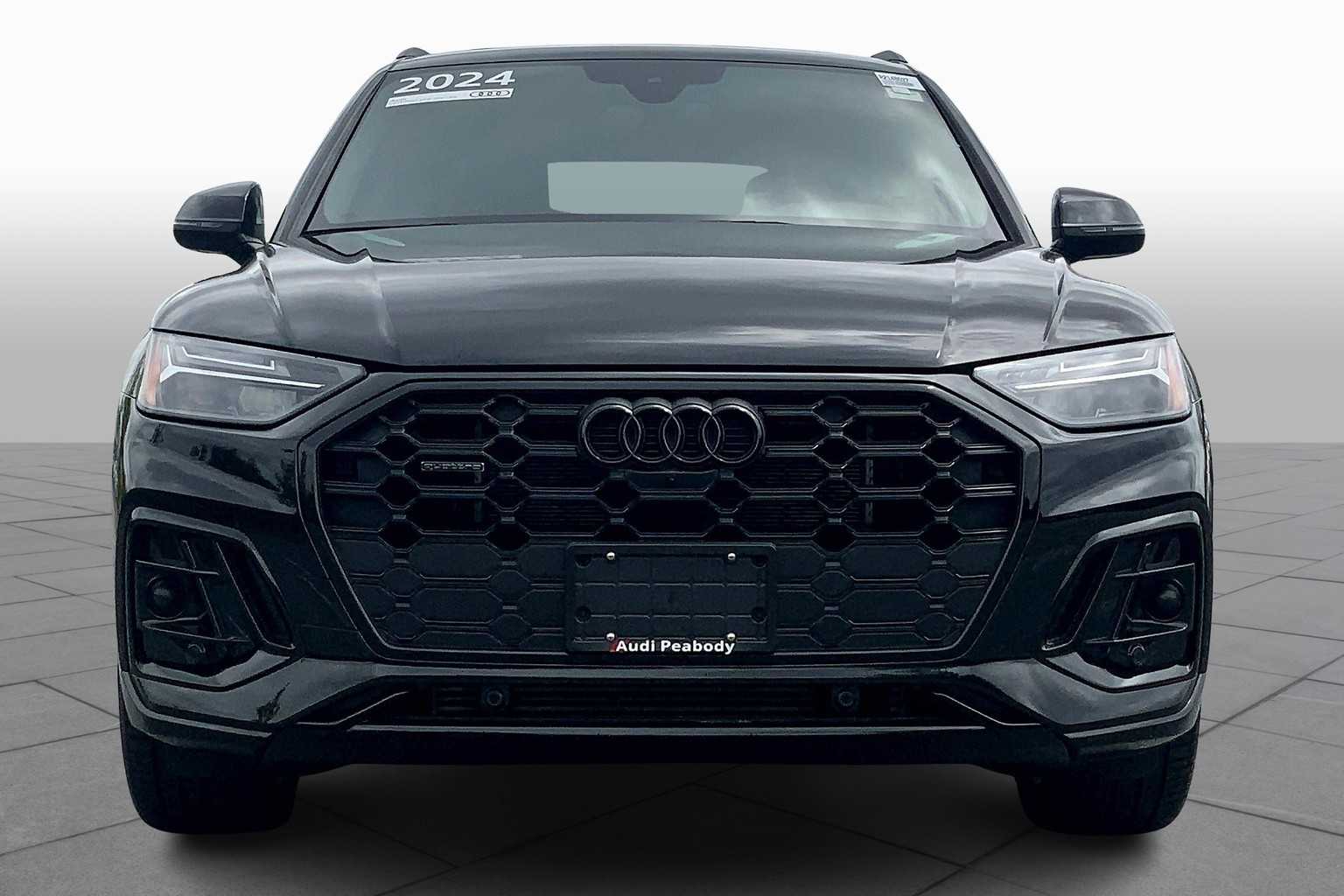 2024 Audi Q5 S line Premium Plus photo 2