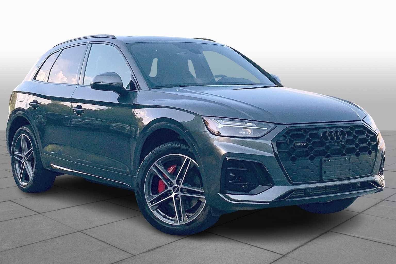 2024 Audi Q5 S line Premium Plus photo 2