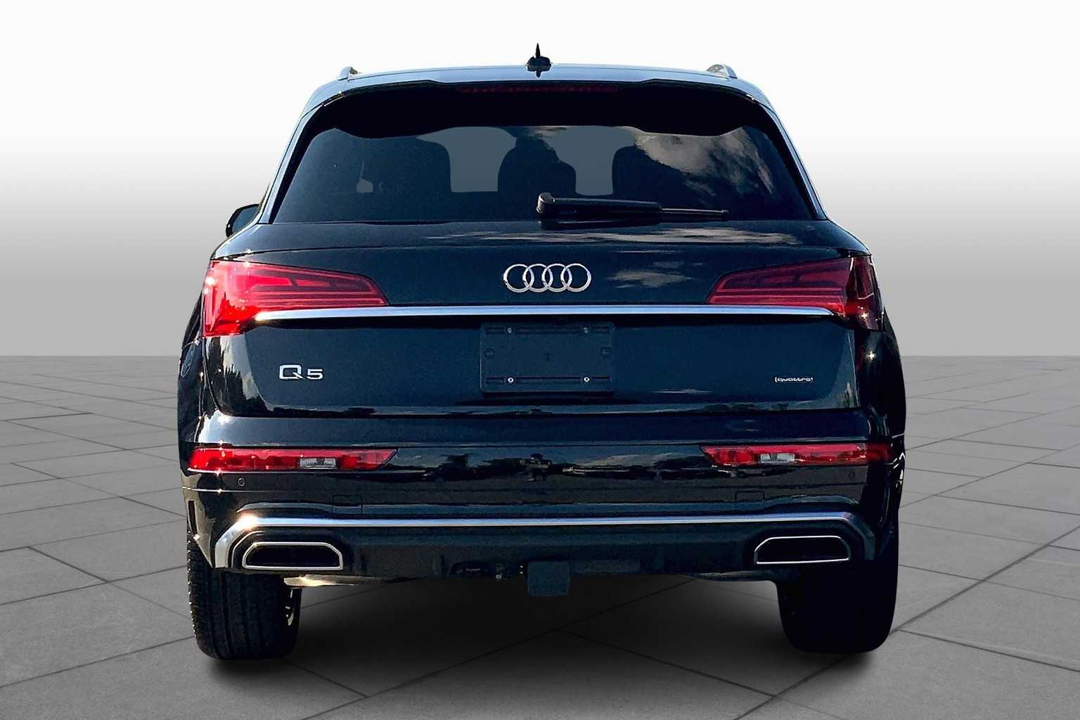 2024 Audi Q5 S line Premium Plus photo 3